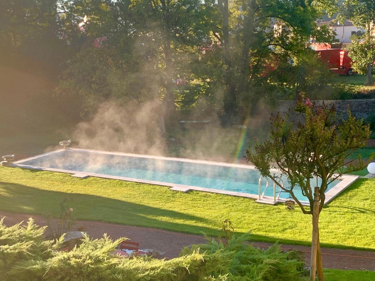 לינה וארוחת בוקר Montfaucon-Montigne Domaine Le Jardin Suspendu - Piscine Chauffee - Proche Parc Puy Dufou מראה חיצוני תמונה