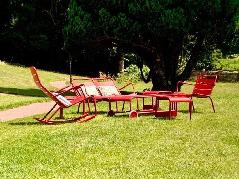 לינה וארוחת בוקר Montfaucon-Montigne Domaine Le Jardin Suspendu - Piscine Chauffee - Proche Parc Puy Dufou מראה חיצוני תמונה
